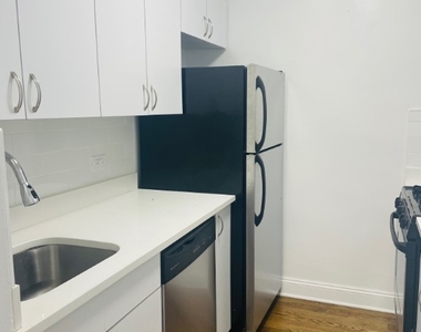 401 East 88th Street - Photo Thumbnail 4