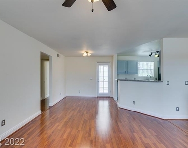 2801 N Rainbow Boulevard - Photo Thumbnail 4