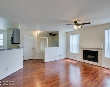 2801 N Rainbow Boulevard - Photo Thumbnail 5