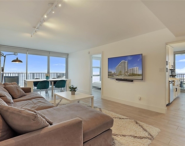 525 N Ocean Blvd - Photo Thumbnail 5