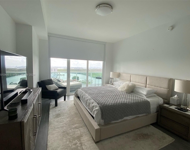 400 Sunny Isles Blvd - Photo Thumbnail 10