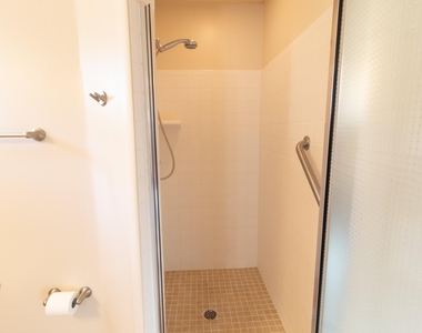 2145 W Paseo Redondo - Photo Thumbnail 27