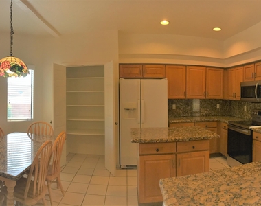 7390 E Santidad Place - Photo Thumbnail 15