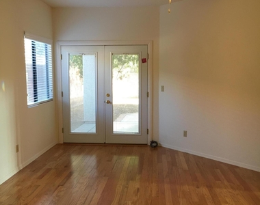 7390 E Santidad Place - Photo Thumbnail 22