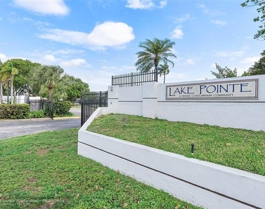 212 Lake Pointe Dr - Photo Thumbnail 0