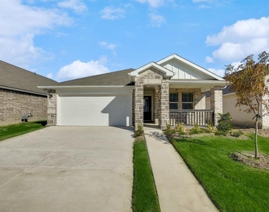 6215 Tawakoni Lane - Photo Thumbnail 1