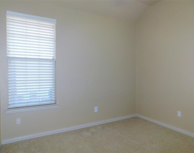 4204 Sweetgum Drive - Photo Thumbnail 26