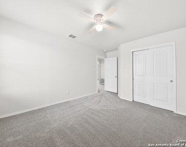 2858 Lindenwood Run - Photo Thumbnail 10