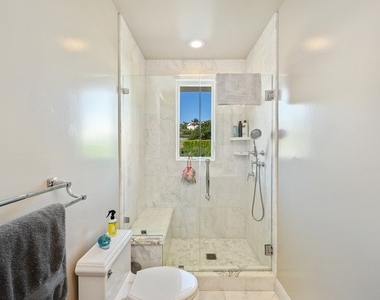 6401 Zumirez Dr - Photo Thumbnail 40