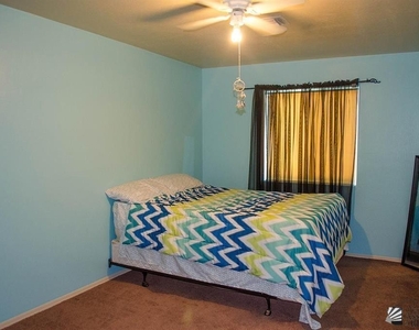 6093 E 46 Ln - Photo Thumbnail 11