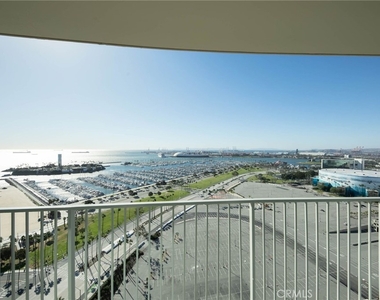 700 E Ocean Boulevard - Photo Thumbnail 2