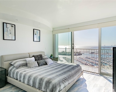 700 E Ocean Boulevard - Photo Thumbnail 16