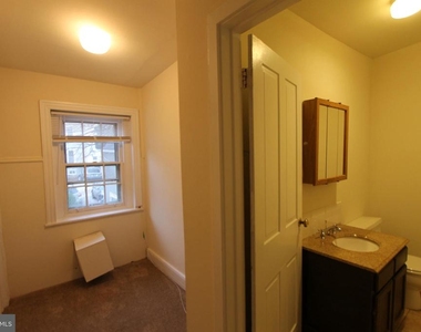 6043 Germantown Ave - Photo Thumbnail 26