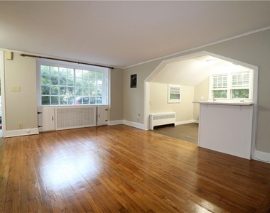 162 W Hartsdale Avenue - Photo Thumbnail 3