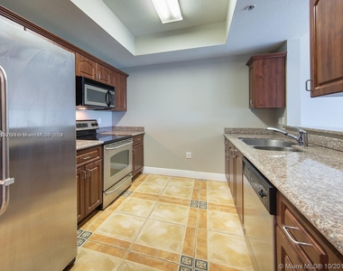 3590 Coral Way - Photo Thumbnail 8