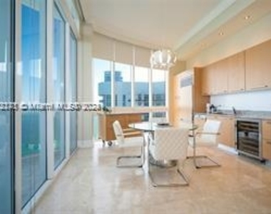 16001 Collins Ave - Photo Thumbnail 17