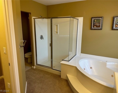 6209 White Point Court - Photo Thumbnail 8