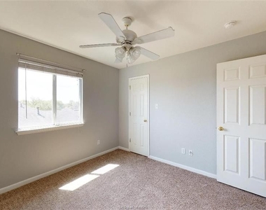 3719 Meadow View Drive - Photo Thumbnail 25