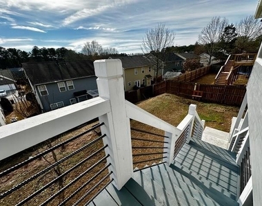 210 Mincey Way - Photo Thumbnail 11