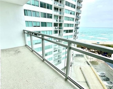 7135 Collins Ave - Photo Thumbnail 10