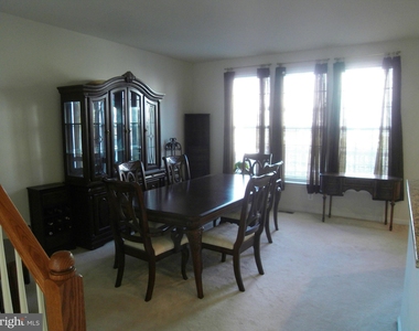 8250 Red Carnation Court - Photo Thumbnail 9