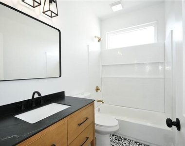 4728 Lorigan Street - Photo Thumbnail 35