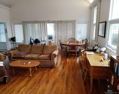 887 Hanover Road - Photo Thumbnail 3