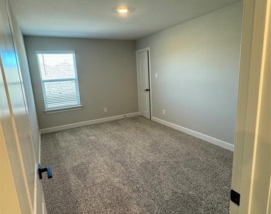 816 Boyer Court - Photo Thumbnail 22