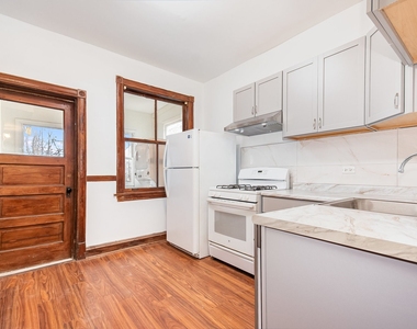 2225 W Wilson Avenue - Photo Thumbnail 5