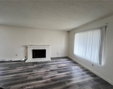 15161 Monterey Avenue - Photo Thumbnail 2