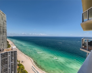 16699 Collins Ave - Photo Thumbnail 24