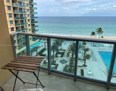 2501 S Ocean Dr - Photo Thumbnail 12