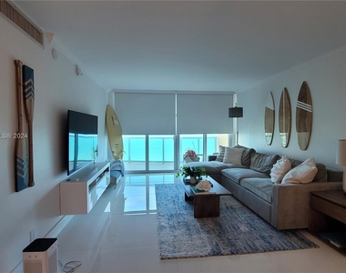 2501 S Ocean Dr - Photo Thumbnail 3