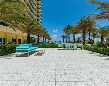 2501 S Ocean Dr - Photo Thumbnail 19