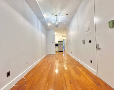 64 Palmetto Street - Photo Thumbnail 2