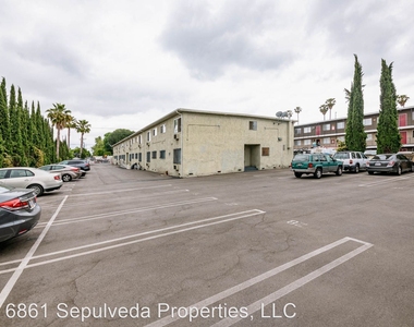 6861 Sepulveda Blvd - Photo Thumbnail 17