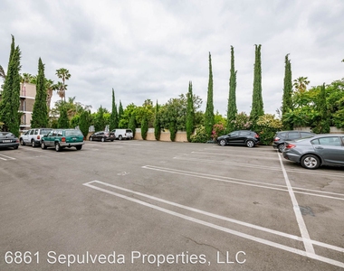 6861 Sepulveda Blvd - Photo Thumbnail 16