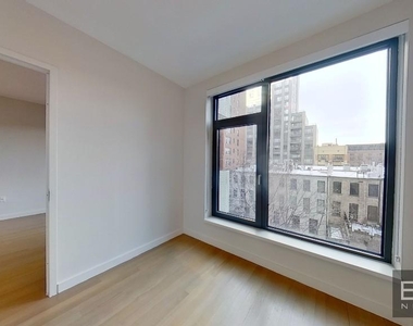 515 East 86th Street - Photo Thumbnail 13