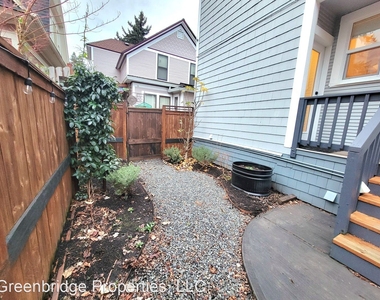 8852 Se 10th Ave. - Photo Thumbnail 5