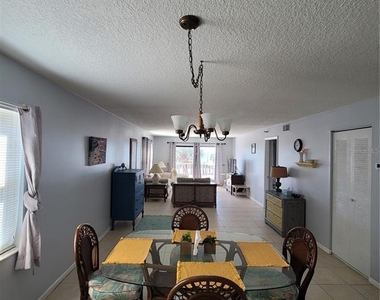 14401 Gulf Boulevard - Photo Thumbnail 4