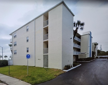 14401 Gulf Boulevard - Photo Thumbnail 0