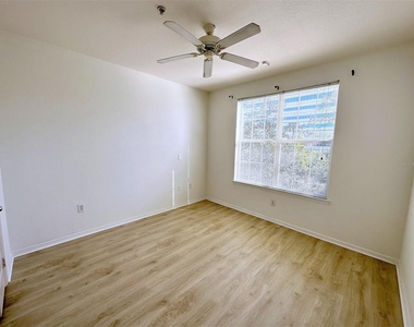 4221 W Spruce Street - Photo Thumbnail 9