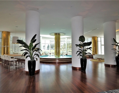 5161 Collins Ave - Photo Thumbnail 41