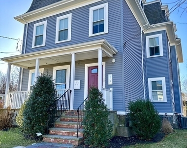 118 Arlington St - Photo Thumbnail 15