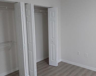 1160 Wildwood Lakes Blvd - Photo Thumbnail 8