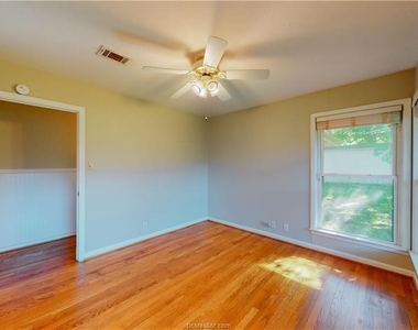 2104 Elmwood - Photo Thumbnail 32