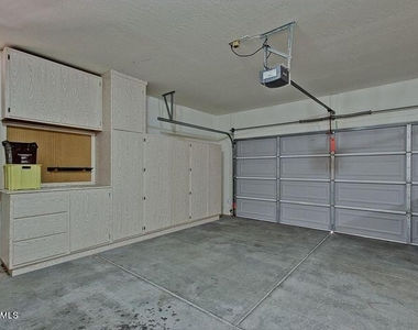 21672 N Geraldine Drive - Photo Thumbnail 12