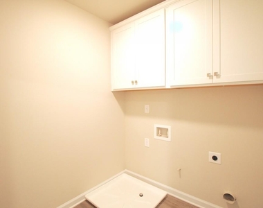 1180 Brading Place - Photo Thumbnail 29