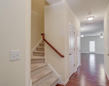 541 Panorama Park Place - Photo Thumbnail 5