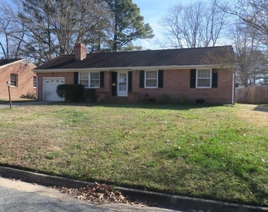 592 Dellwood Drive - Photo Thumbnail 0